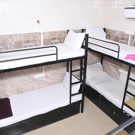 מומביי New Super Dormitory מראה חיצוני תמונה